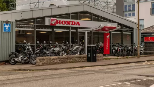 honda-showroom-22.jpg