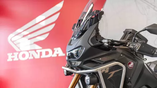 honda-showroom-18.jpg